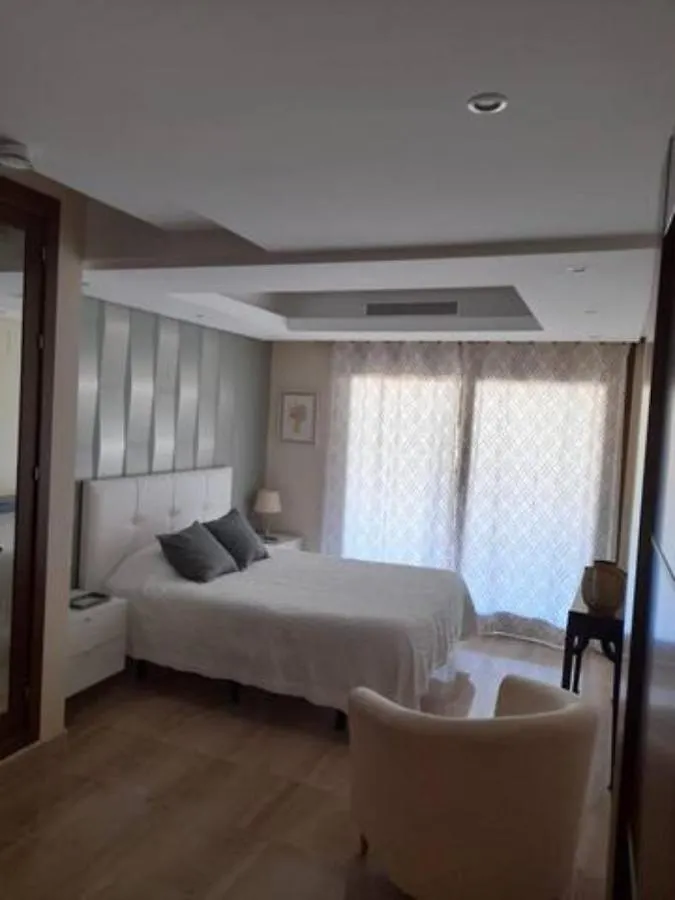 Апартаменты Bahia De La Plata-Exclusive Seafront Apartment-4Pax Эстепона Испания